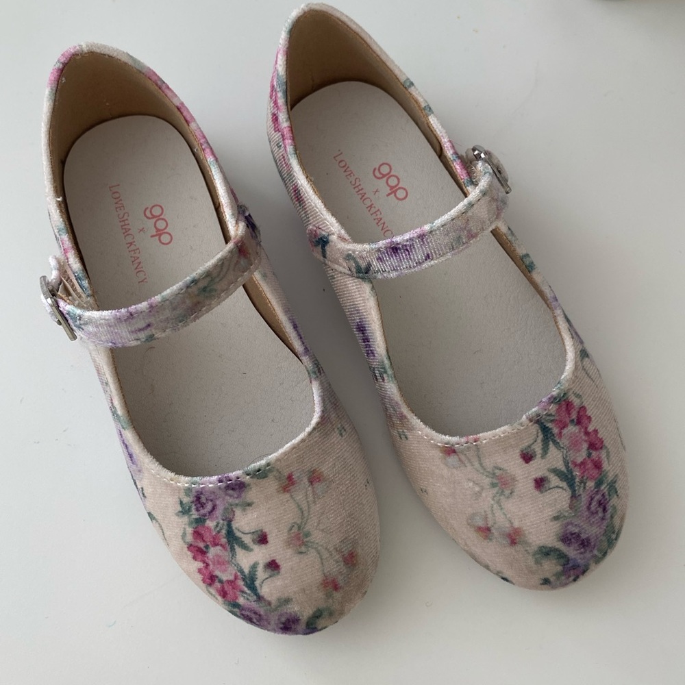 LOVESHACKFANCY X GAP little girls brand new shoes.